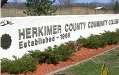 赫尔基摩县社区大学